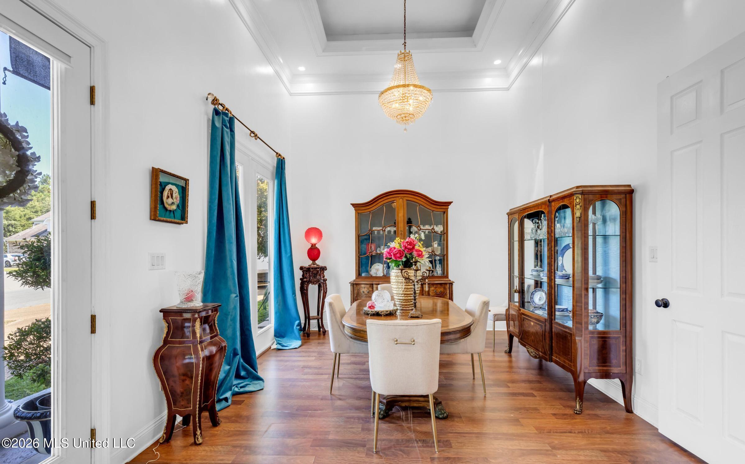 13086 River Walk Circle D'Iberville, MS 39540 - Photo 12 of 27 front room