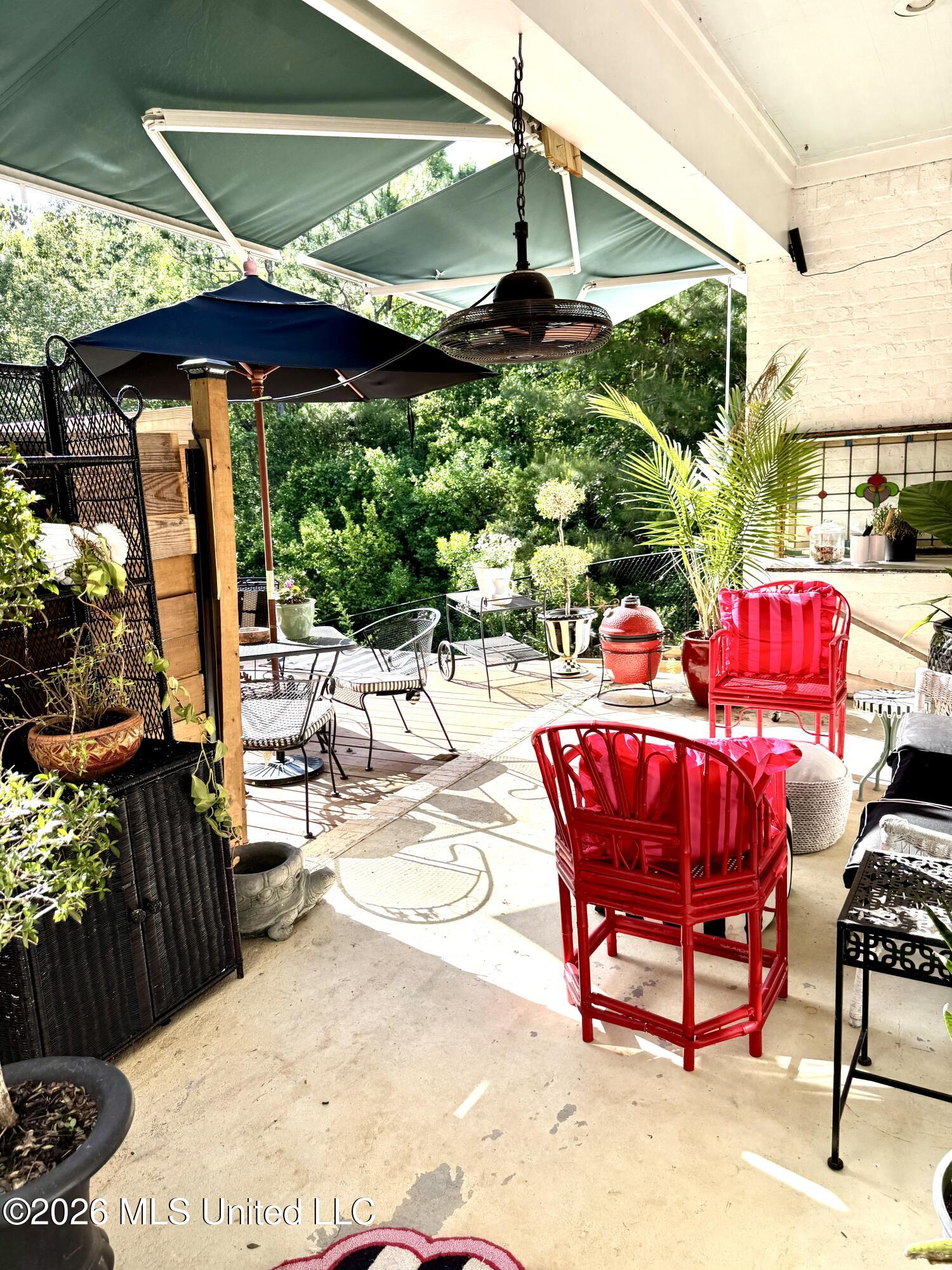 13086 River Walk Circle D'Iberville, MS 39540 - Photo 20 of 27 Back porch