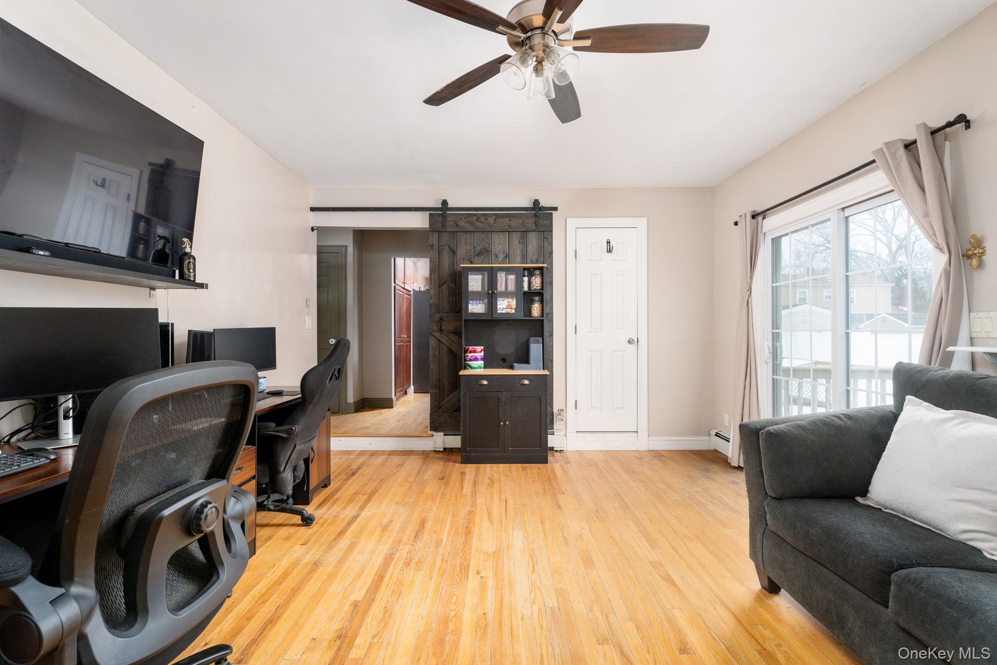 4 Rowe Street Coram, NY 11727 - Photo 12 of 28