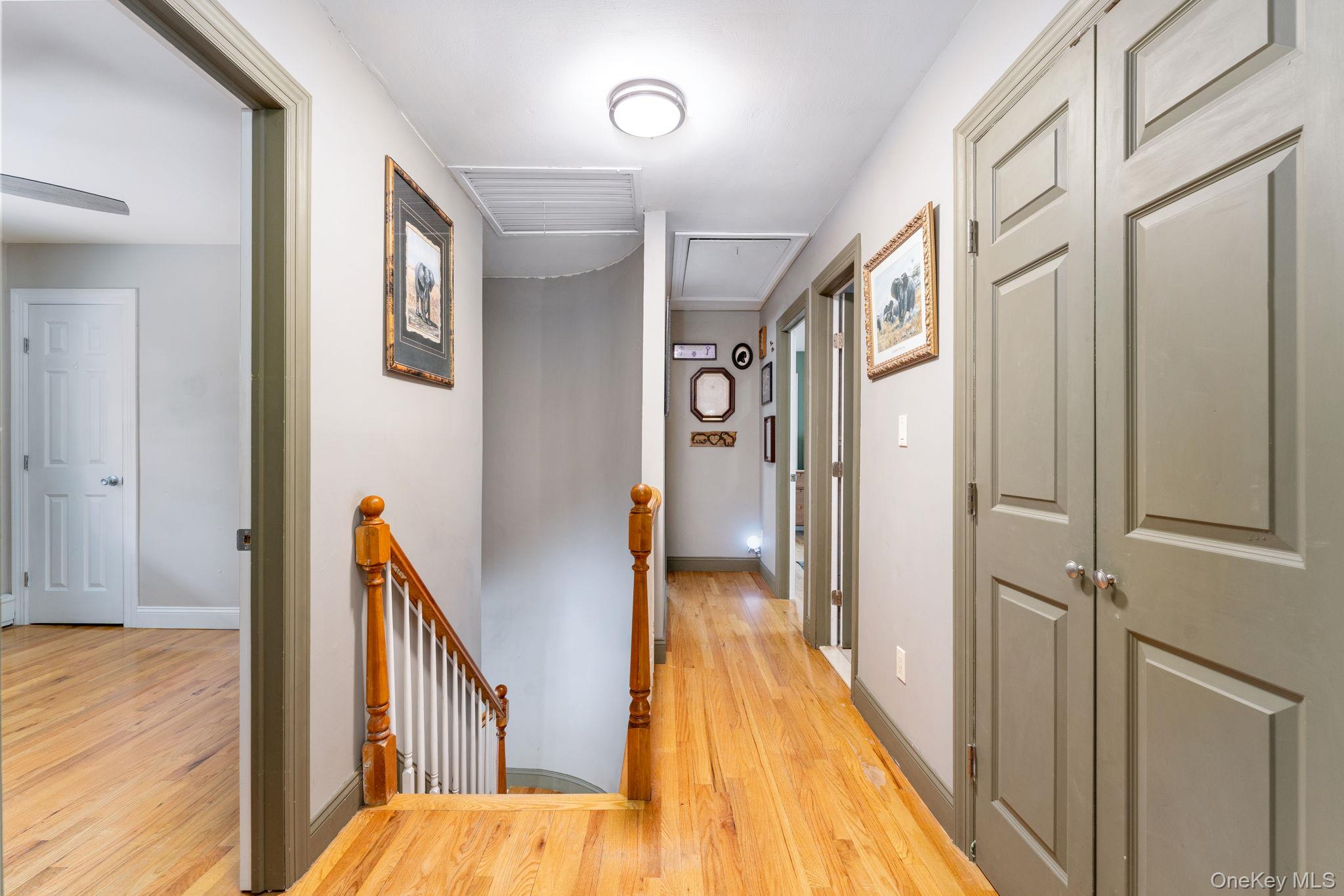 4 Rowe Street Coram, NY 11727 - Photo 14 of 28