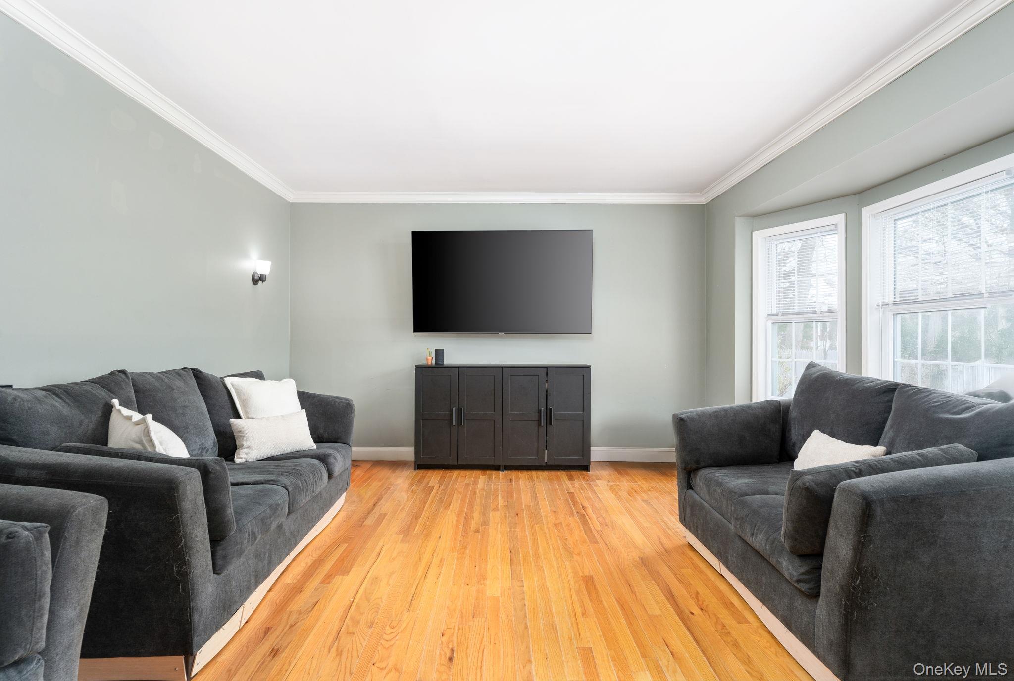 4 Rowe Street Coram, NY 11727 - Photo 5 of 28