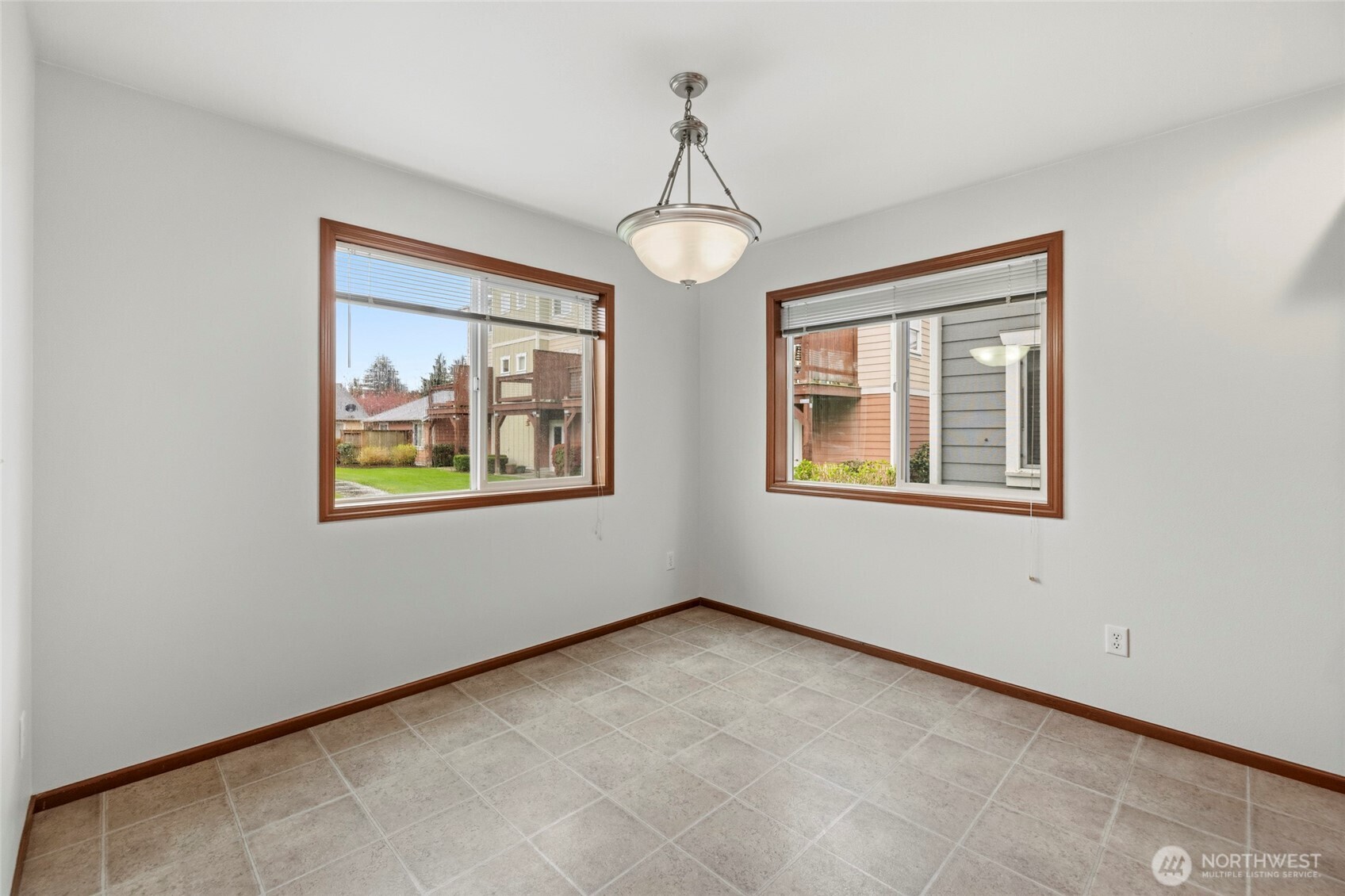 557 Neff Circle Burlington, WA 98233 - Photo 12 of 30
