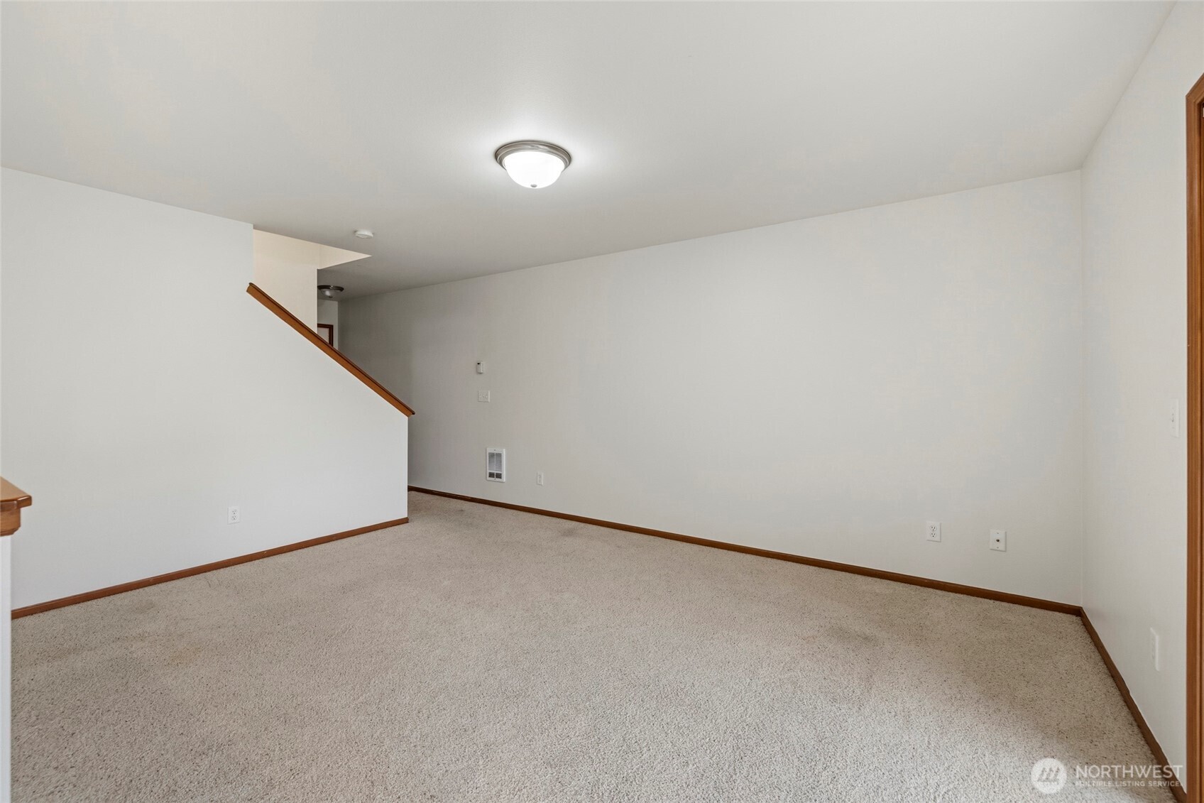 557 Neff Circle Burlington, WA 98233 - Photo 10 of 30