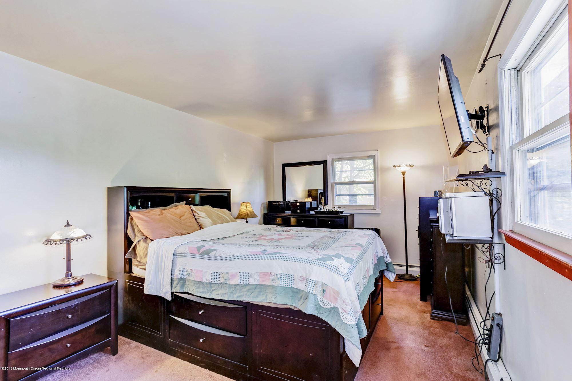 155 West 3rd Street Howell, NJ 07731 - Photo 20 of 30 038_155_W_3rd_St_232534_342705