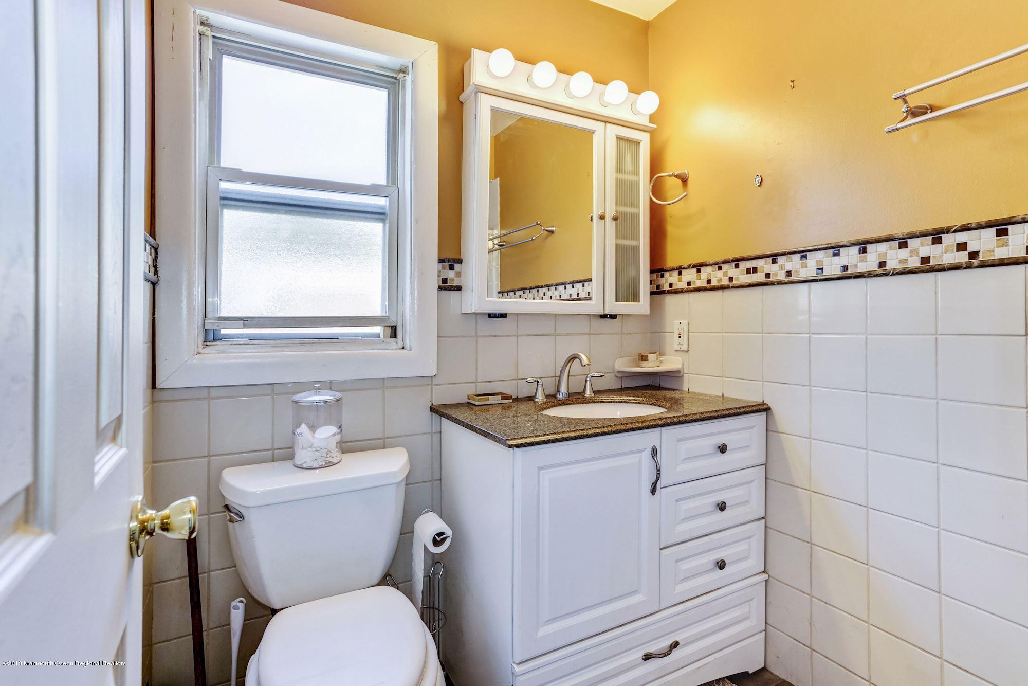 155 West 3rd Street Howell, NJ 07731 - Photo 24 of 30 047_155_W_3rd_St_232534_342705