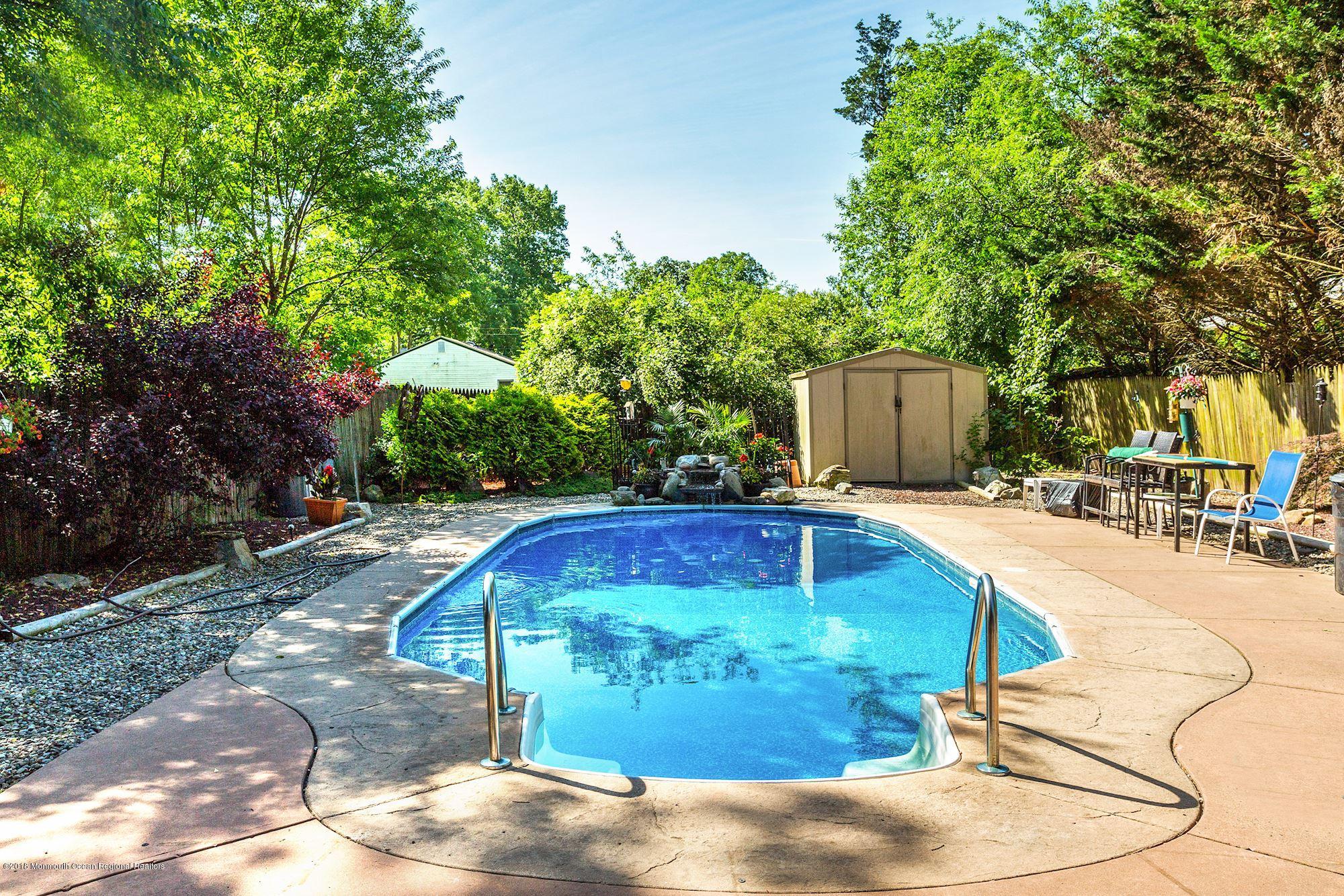 155 West 3rd Street Howell, NJ 07731 - Photo 26 of 30 059_155_W_3rd_St_232534_342705