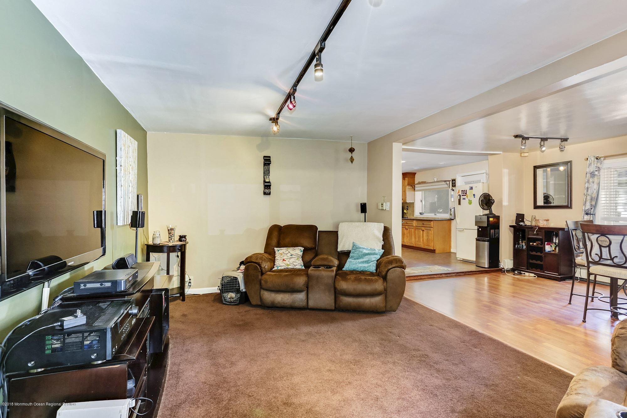 155 West 3rd Street Howell, NJ 07731 - Photo 6 of 30 018_155_W_3rd_St_232534_342705