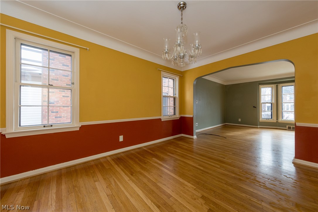 2369 Charney Road Cleveland, OH 44118 - Photo 7 of 33