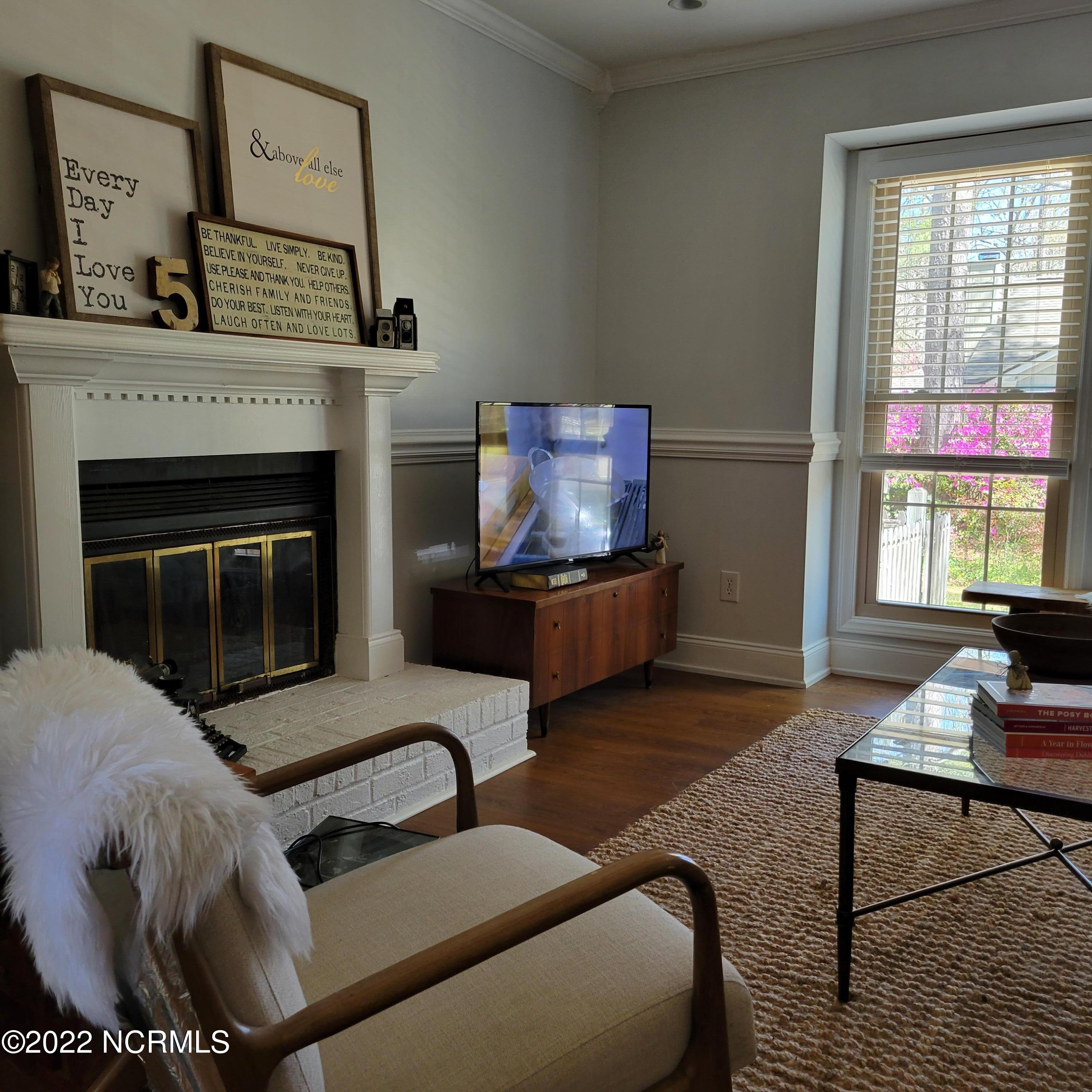 207 Sandybrook Road Wilmington, NC 28411 - Photo 5 of 7 20220402_122138
