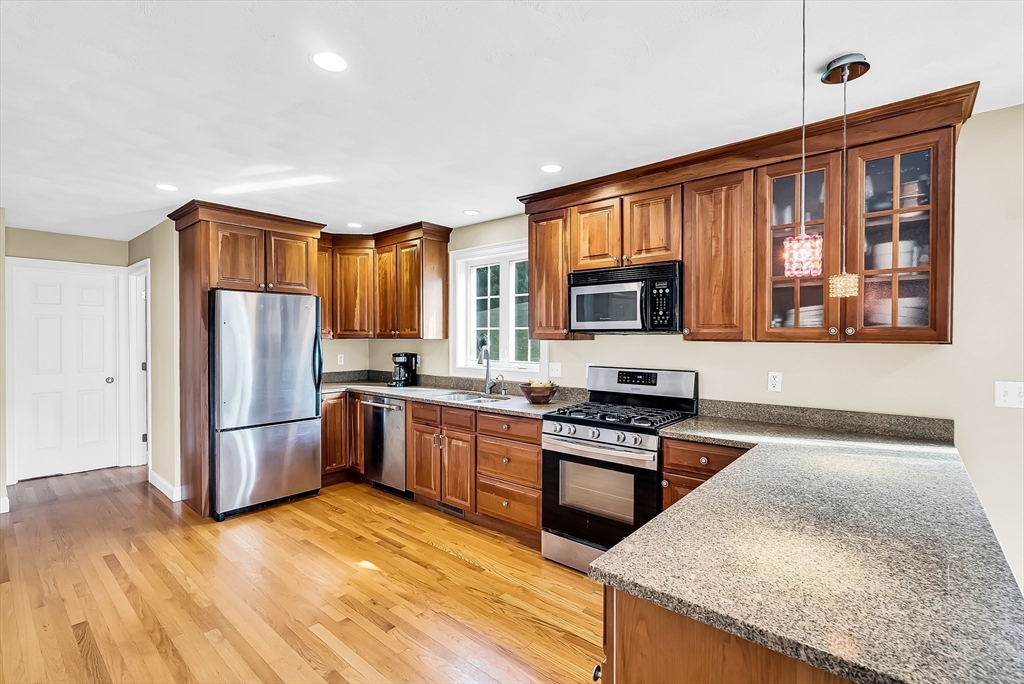 34 Proctor Road Townsend, MA 01469 - Photo 7 of 42