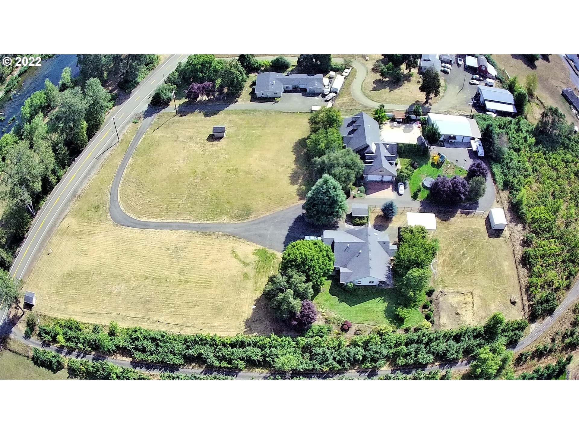 3405 Del Rio Road Roseburg, OR 97471 - Photo 31 of 31 Gallery Image 31