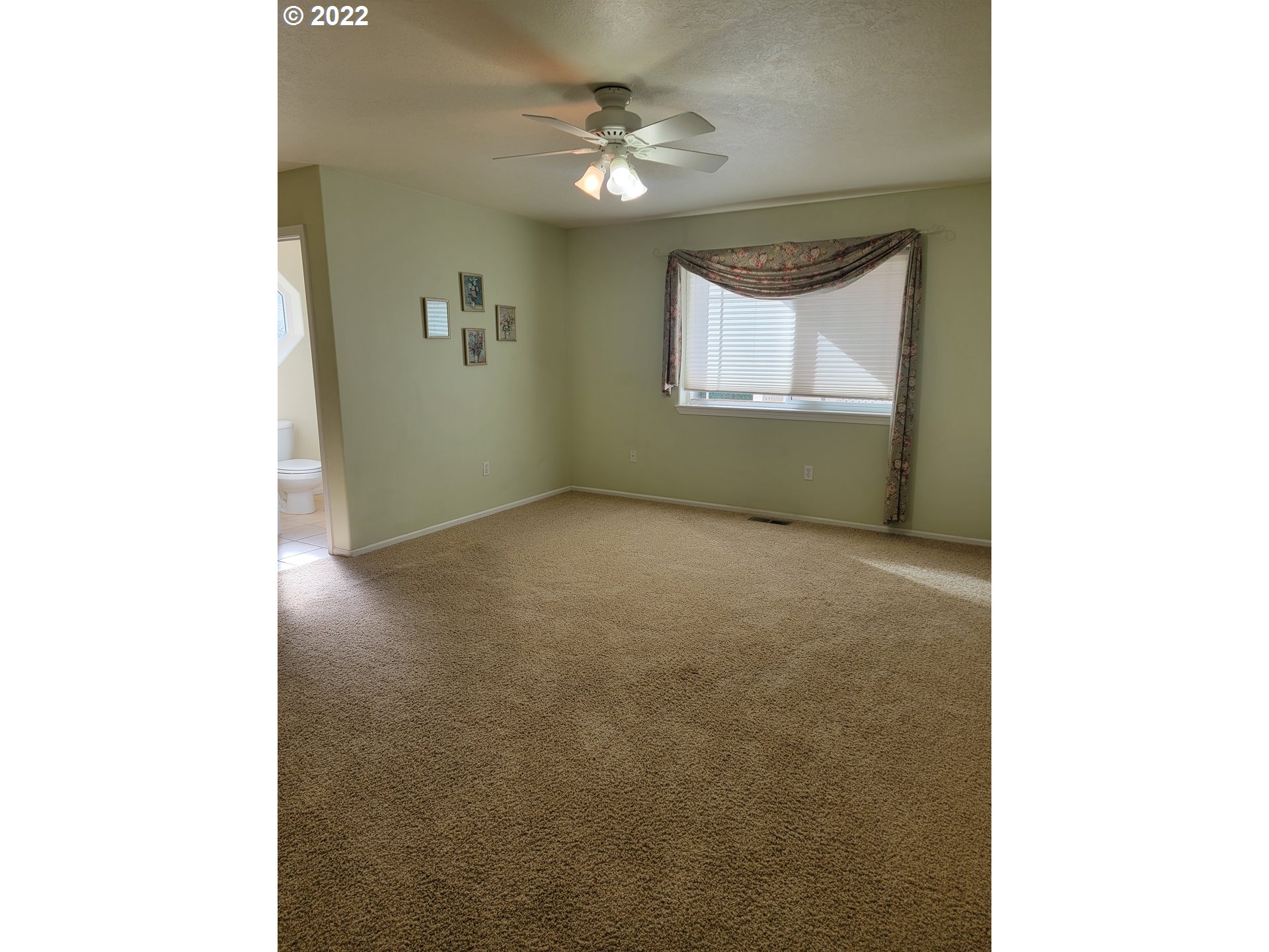 3405 Del Rio Road Roseburg, OR 97471 - Photo 10 of 31 Bedroom