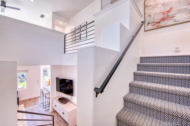 a view of entryway with a washer and dryer
