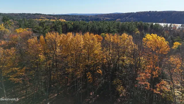 $159,900 | 0 Forest Hill Drive, Hinsdale, MA 01235