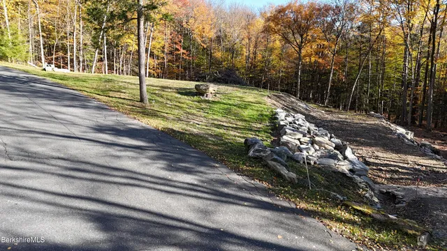 $159,900 | 0 Forest Hill Drive, Hinsdale, MA 01235