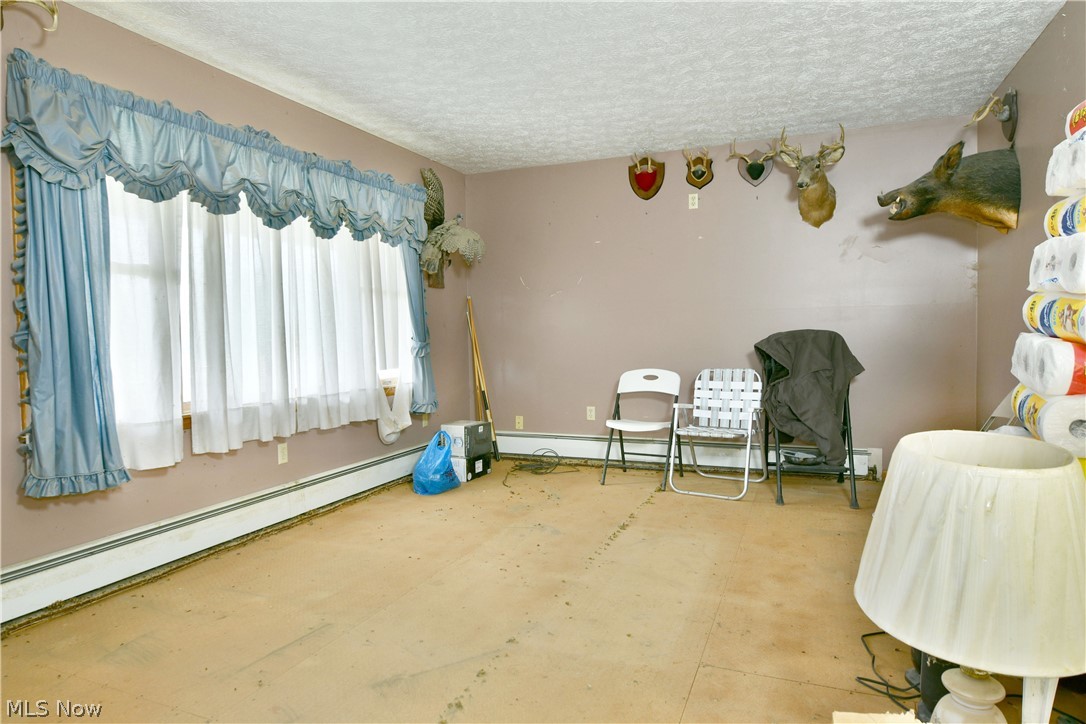 6111 Thompson Clark Road Bristolville, OH 44402 - Photo 4 of 31