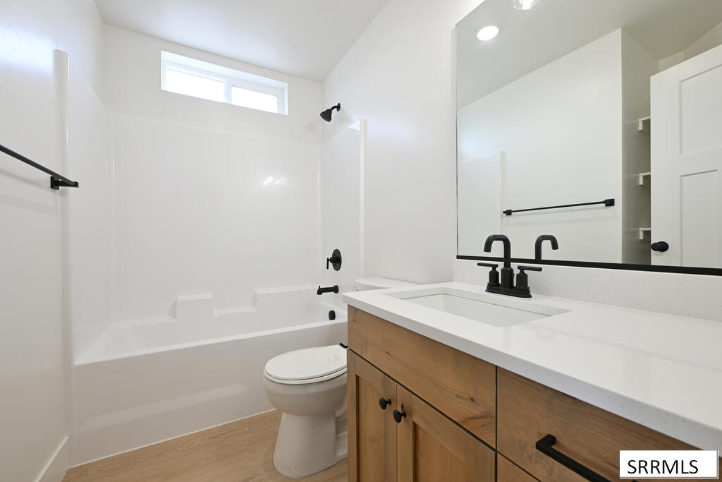 3073 Elixir Road Ammon, ID 83406 - Photo 10 of 14 Gallery Image 10
