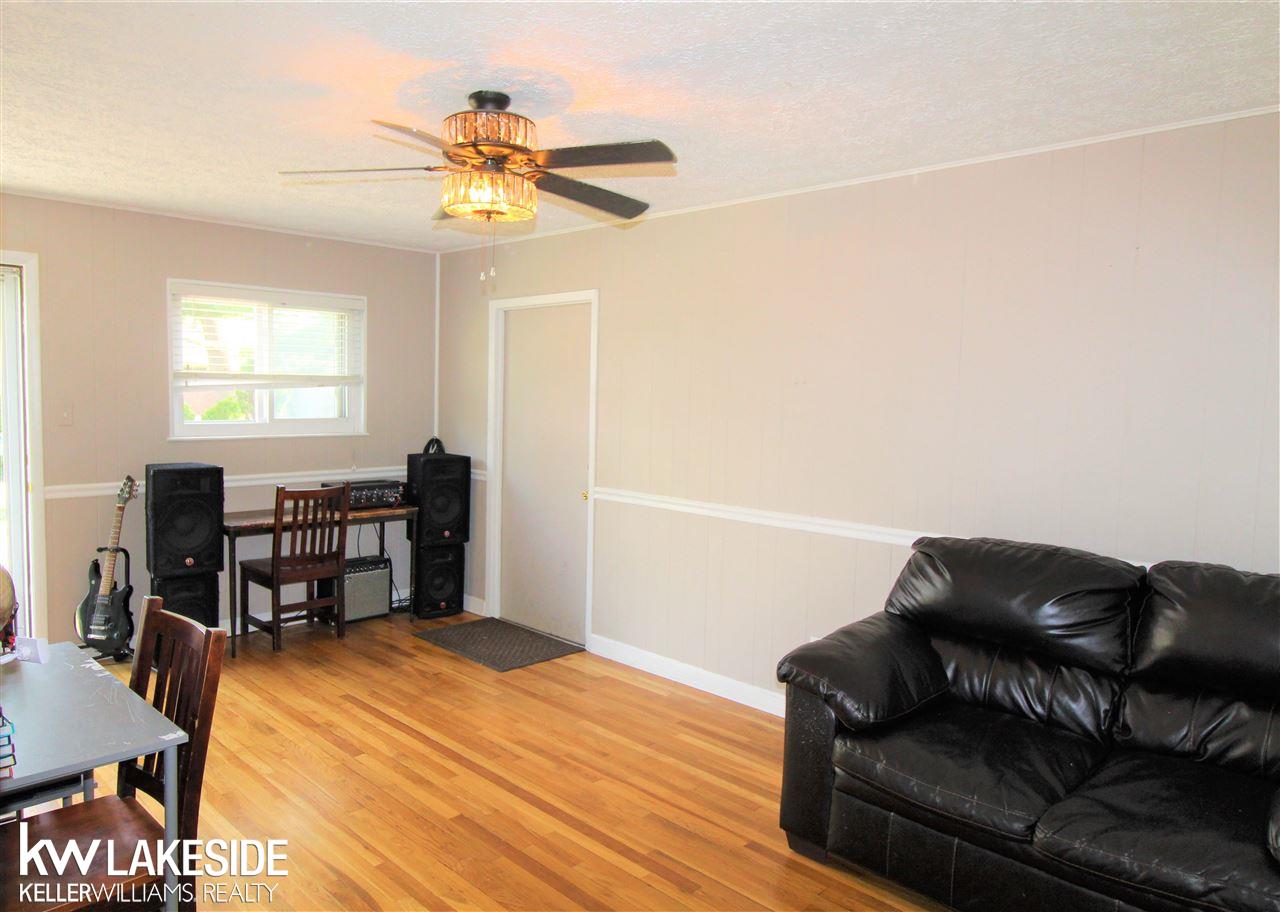 8242 Rondale Drive Utica, MI 48316 - Photo 12 of 22