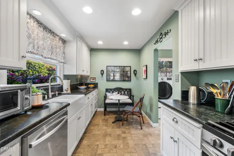 $999,000 | 5559 Robinhood Avenue, Temple City, CA 91780