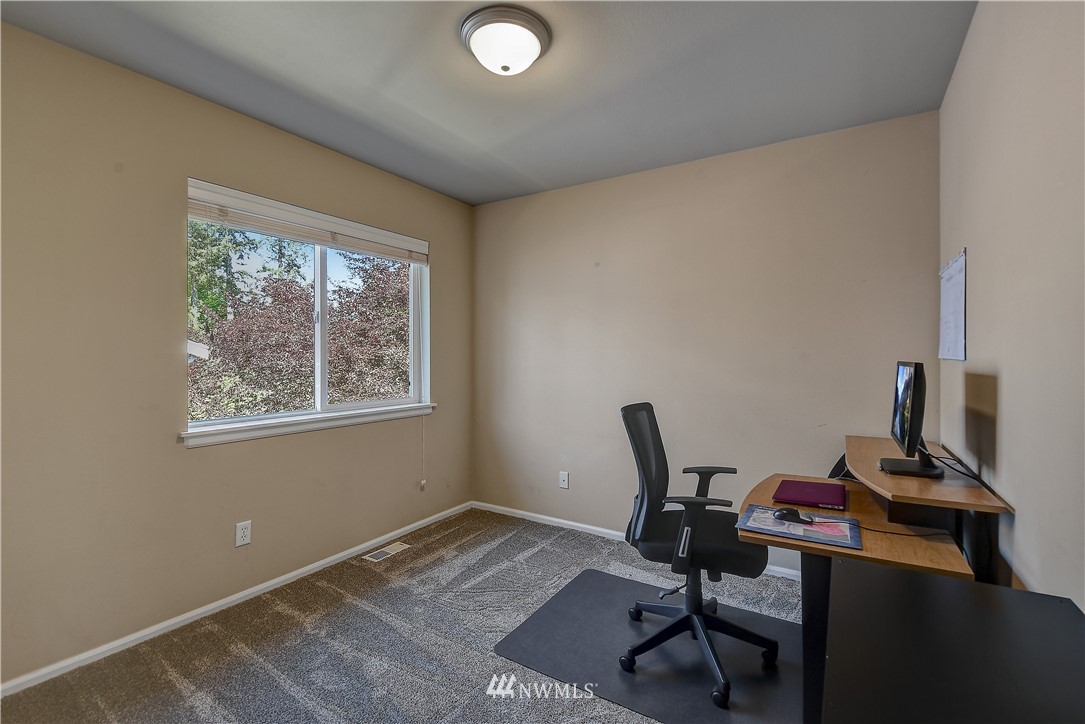 16580 Southeast 162nd Street Renton, WA 98058 - Photo 24 of 31 Gallery Image 24