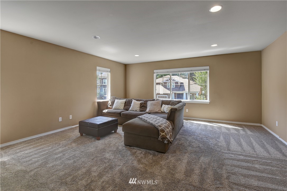 16580 Southeast 162nd Street Renton, WA 98058 - Photo 27 of 31 Gallery Image 27