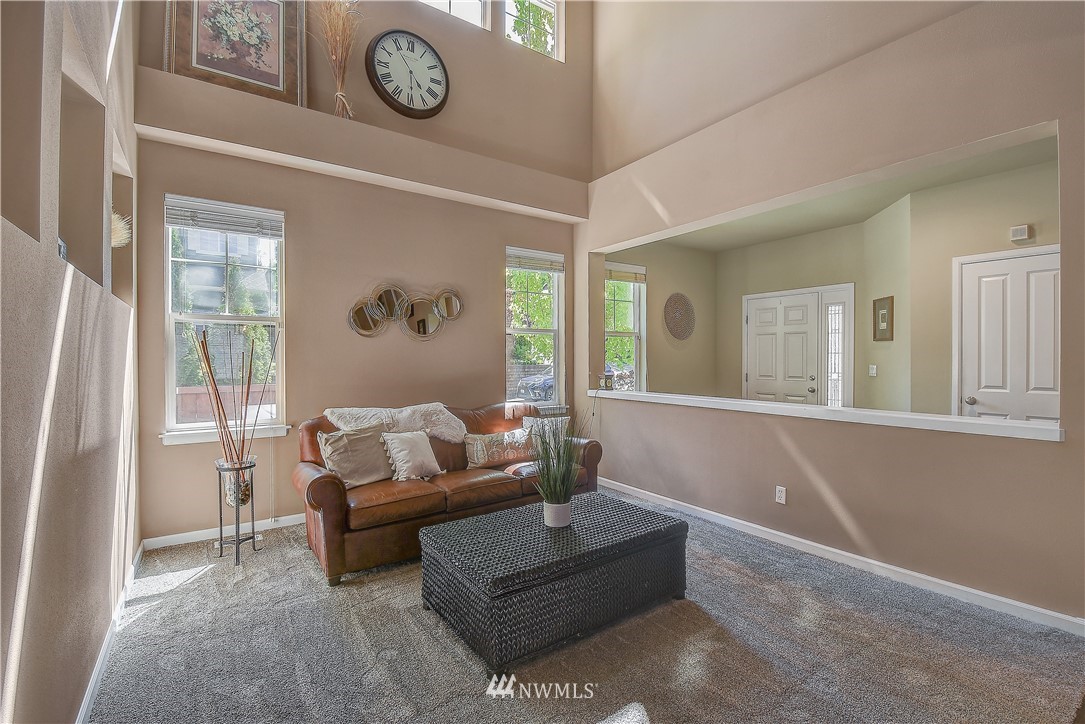 16580 Southeast 162nd Street Renton, WA 98058 - Photo 4 of 31 Gallery Image 4