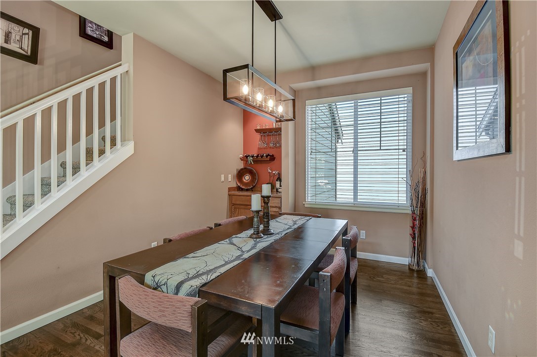 16580 Southeast 162nd Street Renton, WA 98058 - Photo 8 of 31 Gallery Image 8