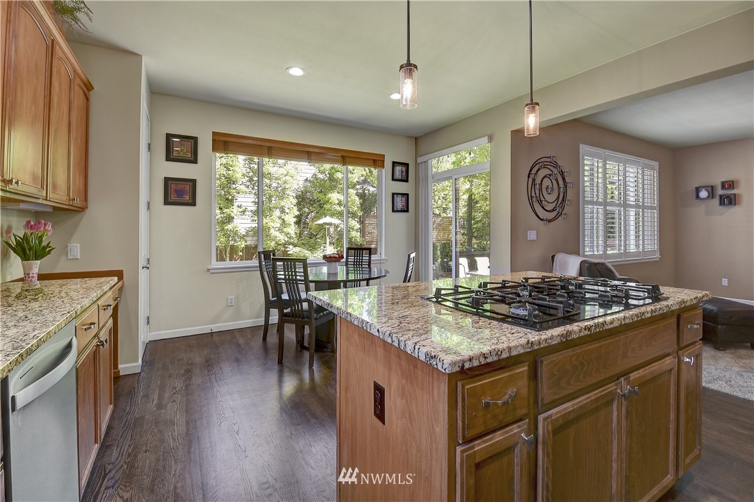 16580 Southeast 162nd Street Renton, WA 98058 - Photo 9 of 31 Gallery Image 9