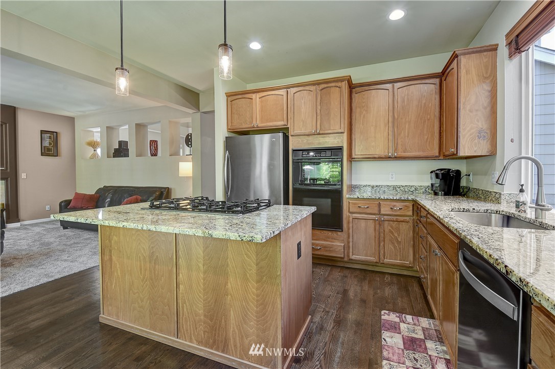 16580 Southeast 162nd Street Renton, WA 98058 - Photo 10 of 31 Gallery Image 10