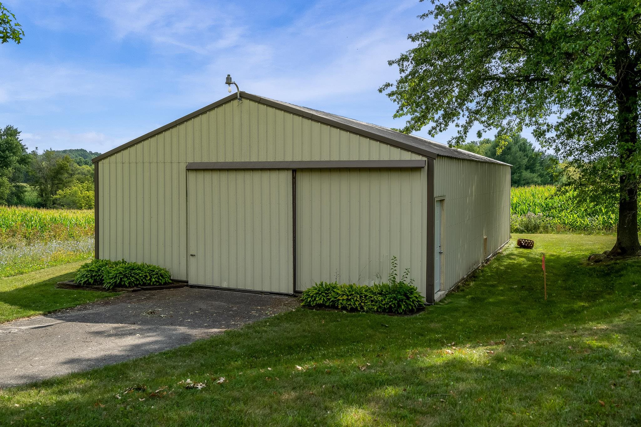 9085 North Pecatonica Road Pecatonica, IL 61063 - Photo 23 of 57 Gallery Image 23