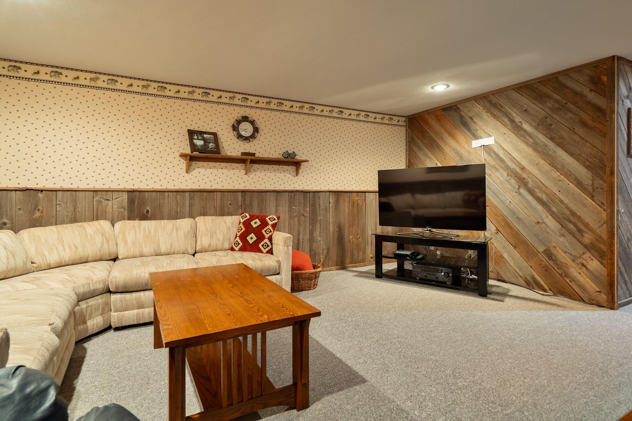 9085 North Pecatonica Road Pecatonica, IL 61063 - Photo 56 of 57 Gallery Image 56