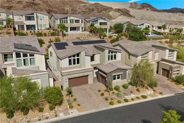 $1,035,000 | 28 Vista Outlook Street, Henderson, NV 89011