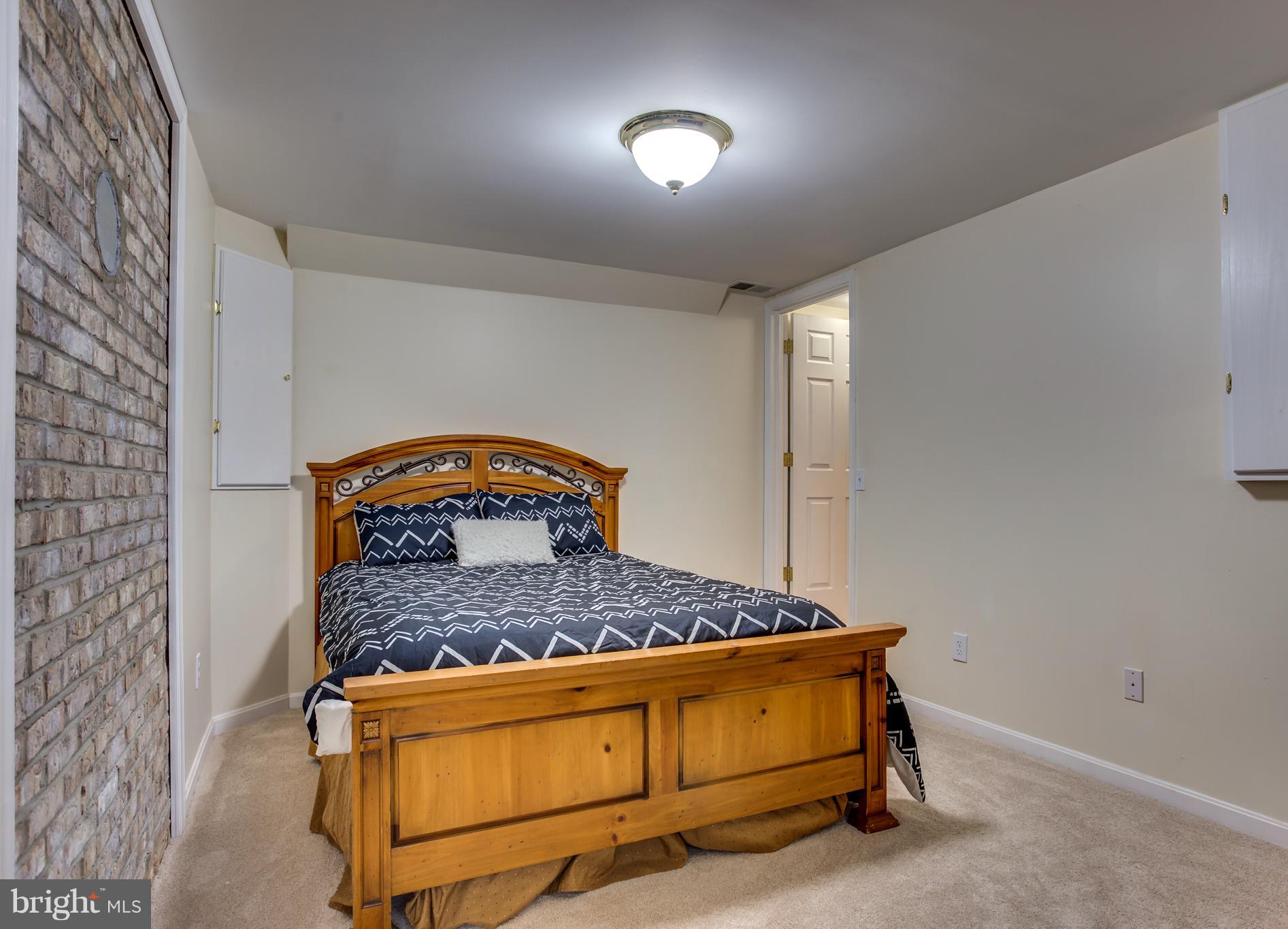 7673 Rogues Road Nokesville, VA 20181 - Photo 23 of 30 Basement Den