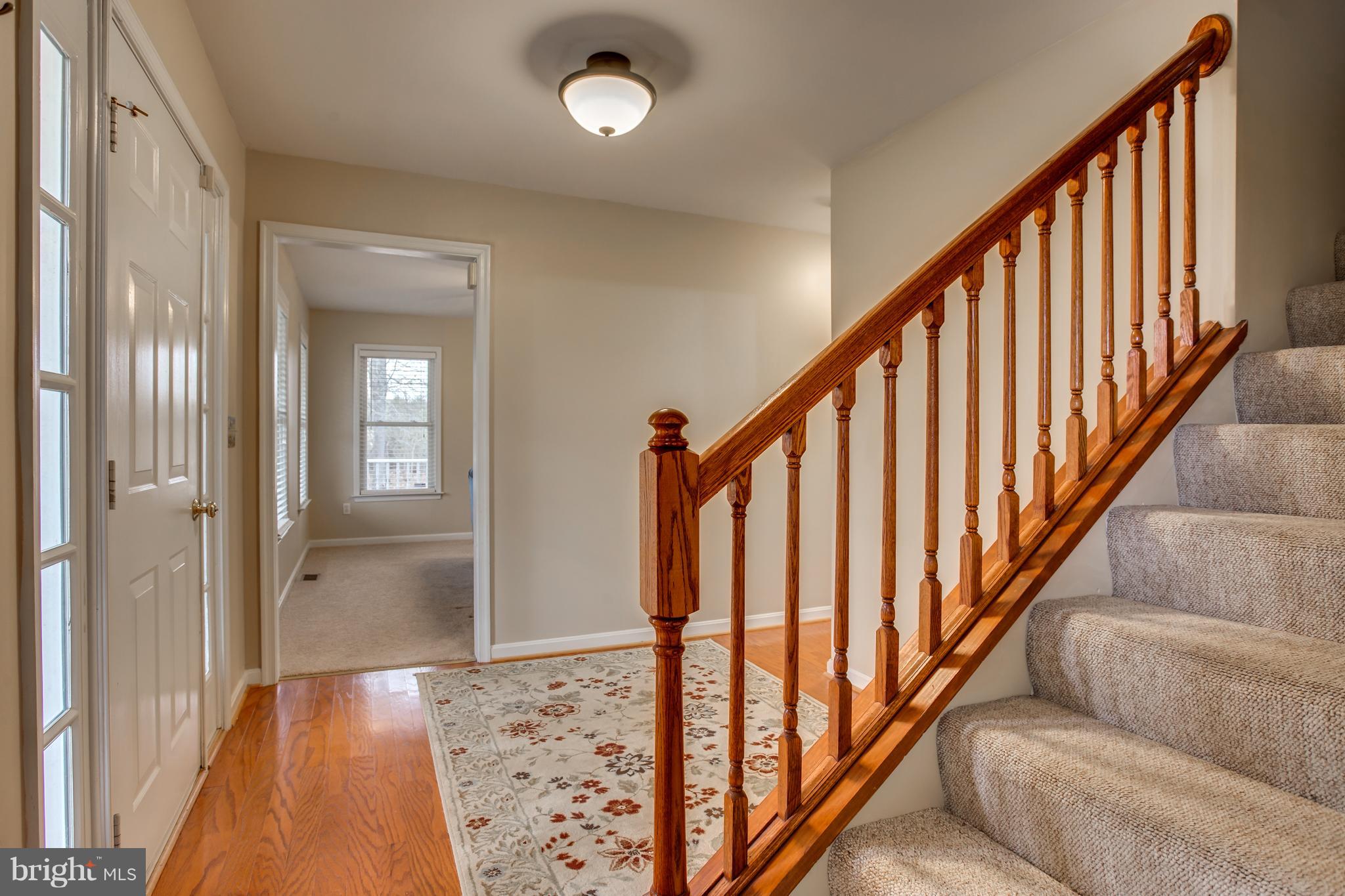 7673 Rogues Road Nokesville, VA 20181 - Photo 4 of 30 Hardwood Flooring In the Foyer