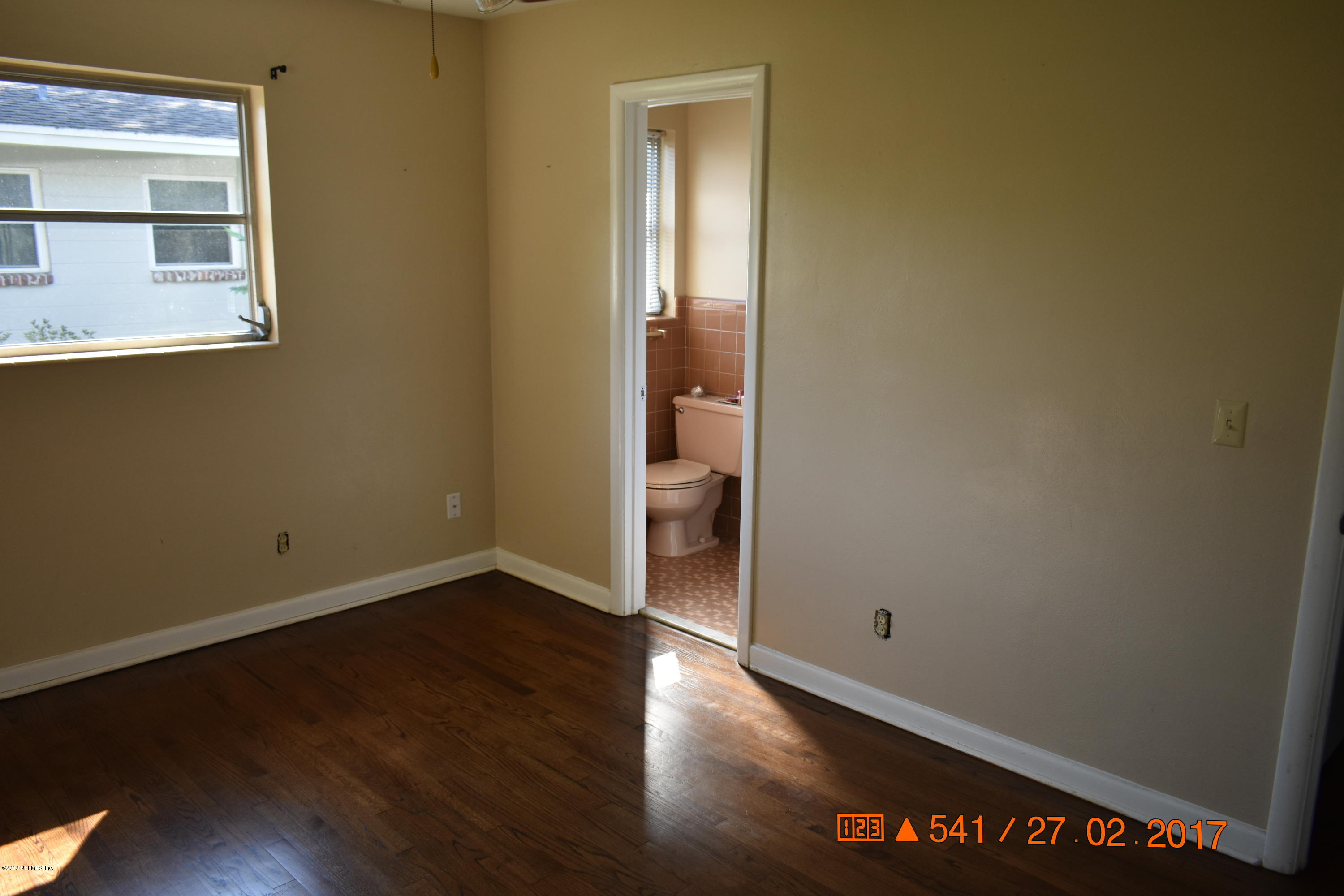 845 Acapulco Road Jacksonville, FL 32216 - Photo 3 of 26 DSC_0184