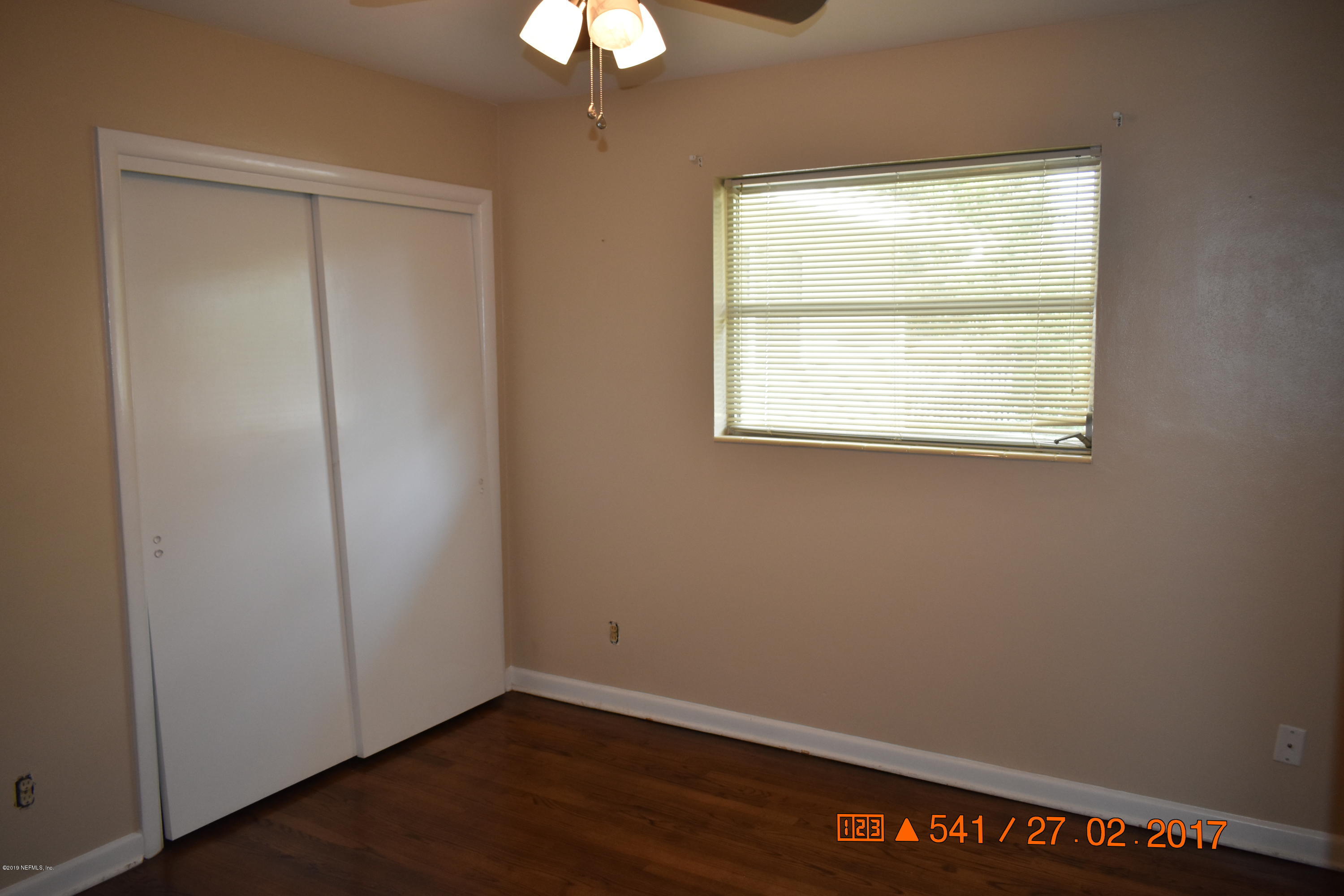 845 Acapulco Road Jacksonville, FL 32216 - Photo 6 of 26 DSC_0189