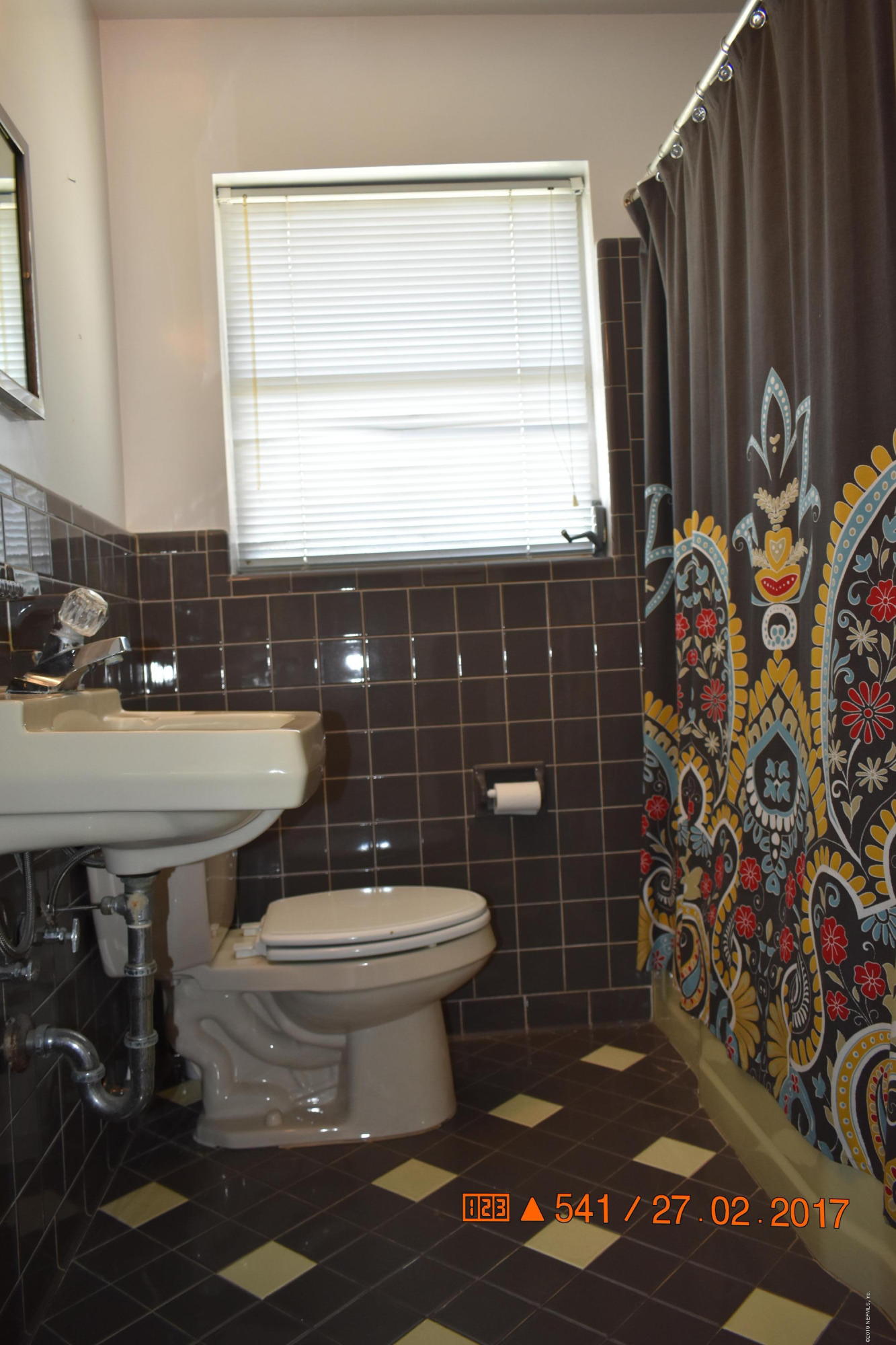 845 Acapulco Road Jacksonville, FL 32216 - Photo 7 of 26 DSC_0194