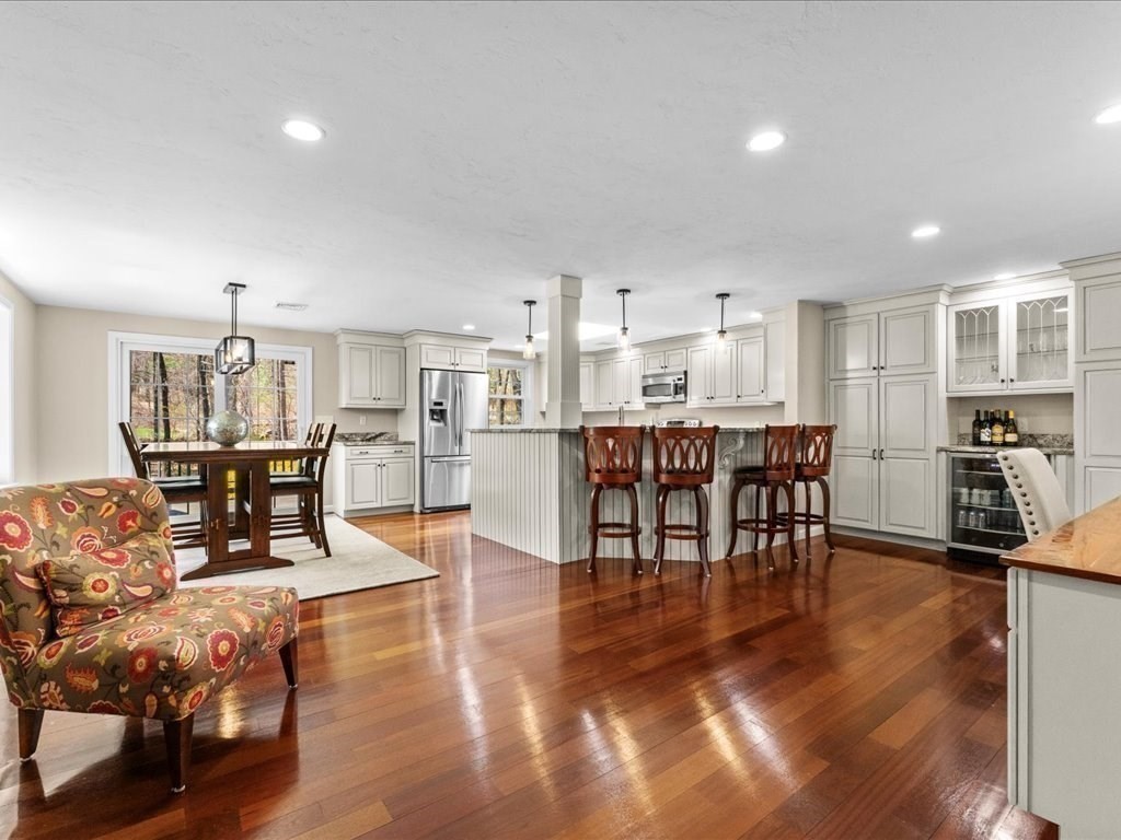 4 Summit Road Southborough, MA 01772 - Photo 4 of 41 Gallery Image 4