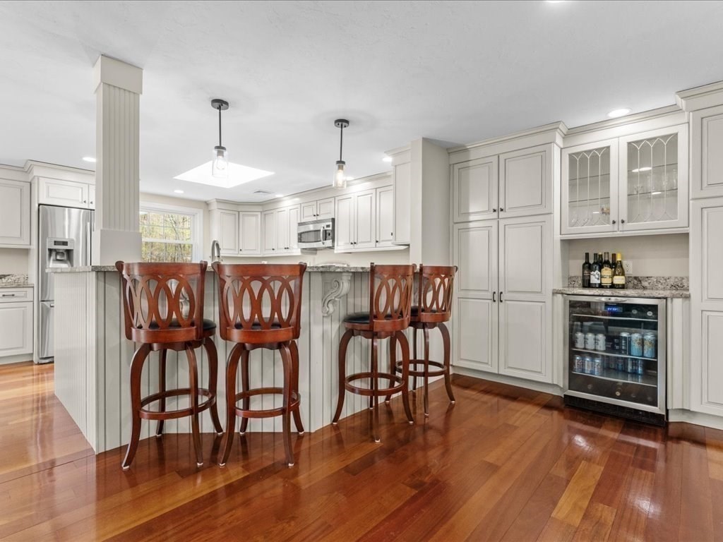 4 Summit Road Southborough, MA 01772 - Photo 10 of 41 Gallery Image 10