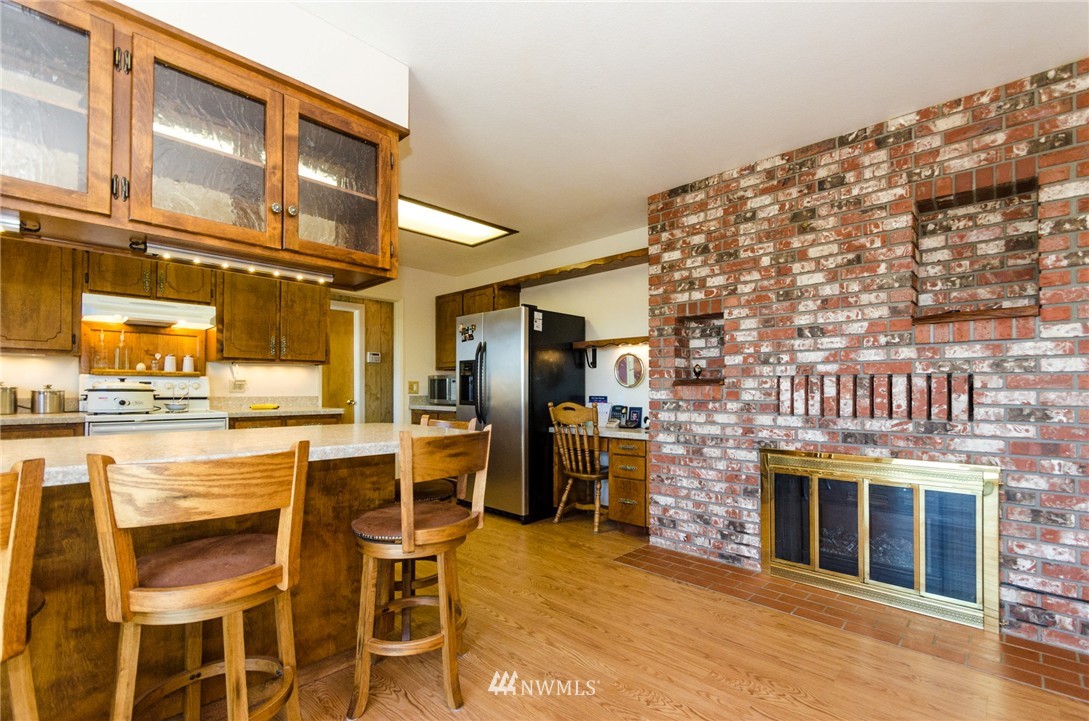 967 Cinebar Road Cinebar, WA 98533 - Photo 3 of 23 Gallery Image 3