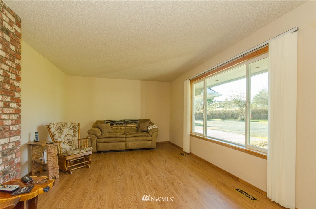 967 Cinebar Road Cinebar, WA 98533 - Photo 6 of 23 Gallery Image 6