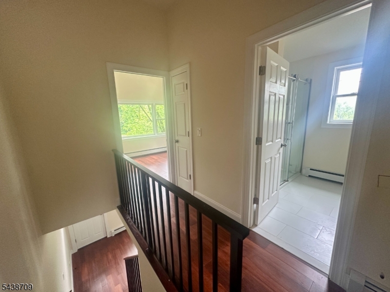 2 Leigh Street Clinton, NJ 08809 - Photo 4 of 11