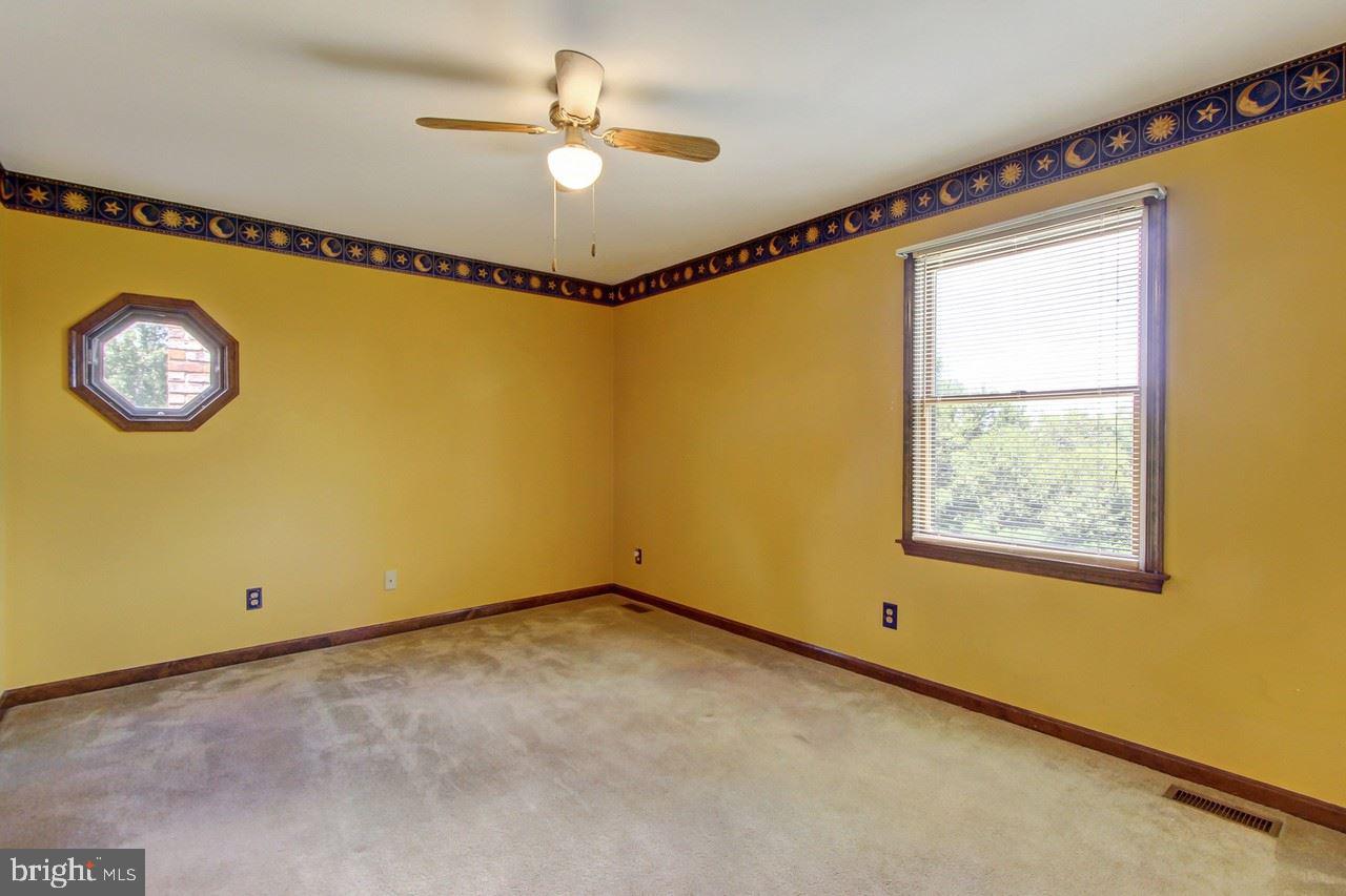 665 Graceton Road Fawn Grove, PA 17321 - Photo 17 of 29 Gallery Image 17