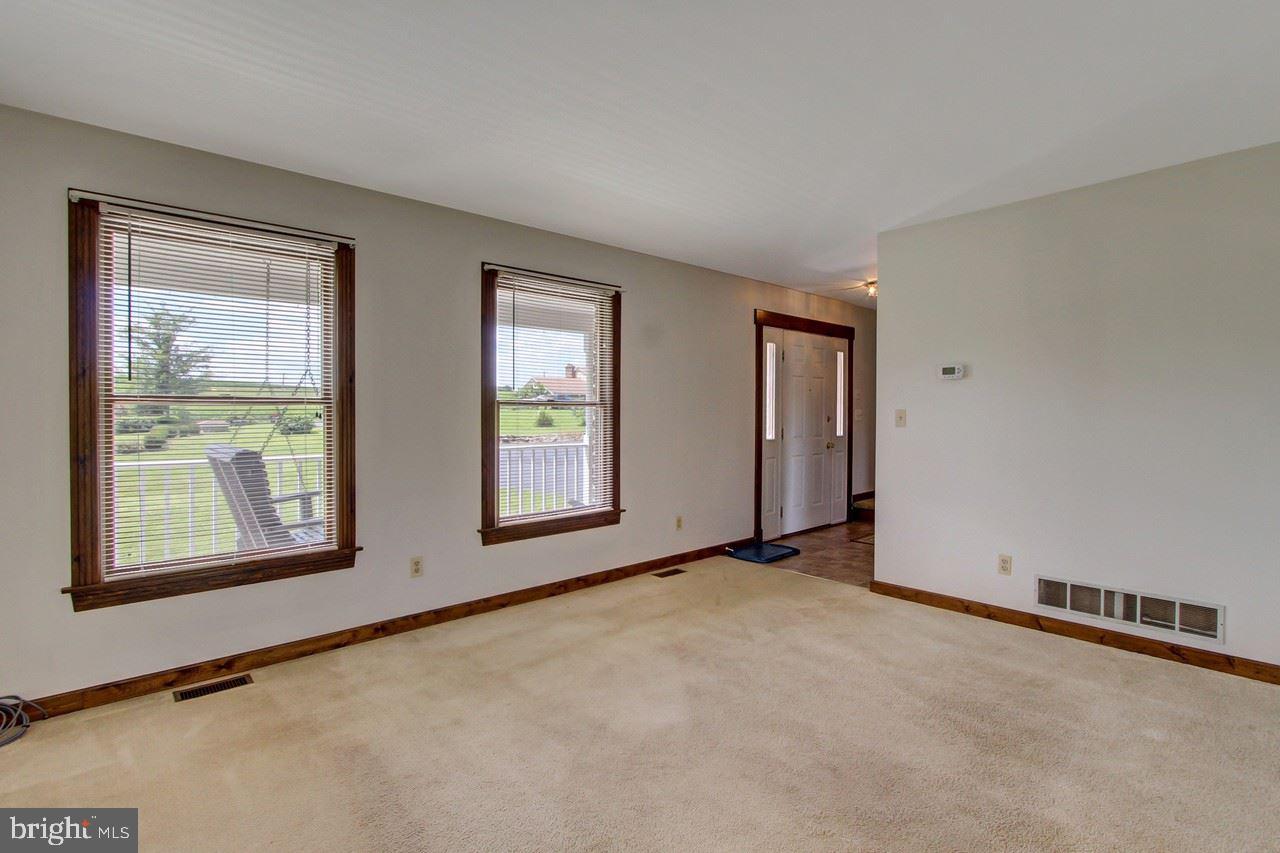 665 Graceton Road Fawn Grove, PA 17321 - Photo 4 of 29 Gallery Image 4