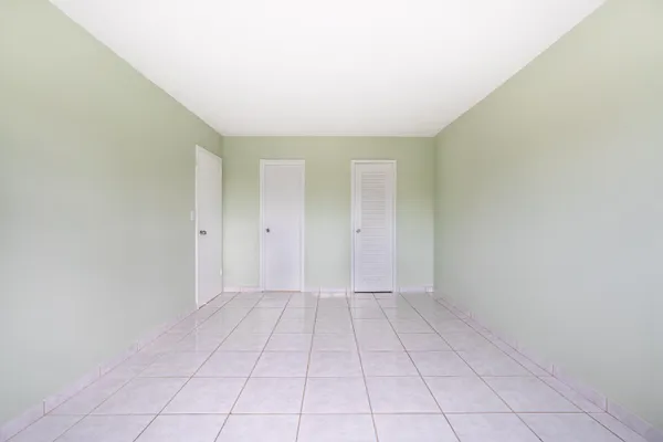 $1,750 | 2200 East Hallandale Beach Boulevard, Unit 202, Hallandale Beach, FL 33009