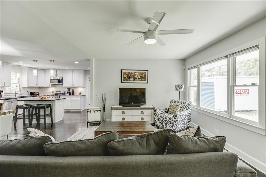 1858 Longdale Drive Decatur, GA 30032 - Photo 6 of 39