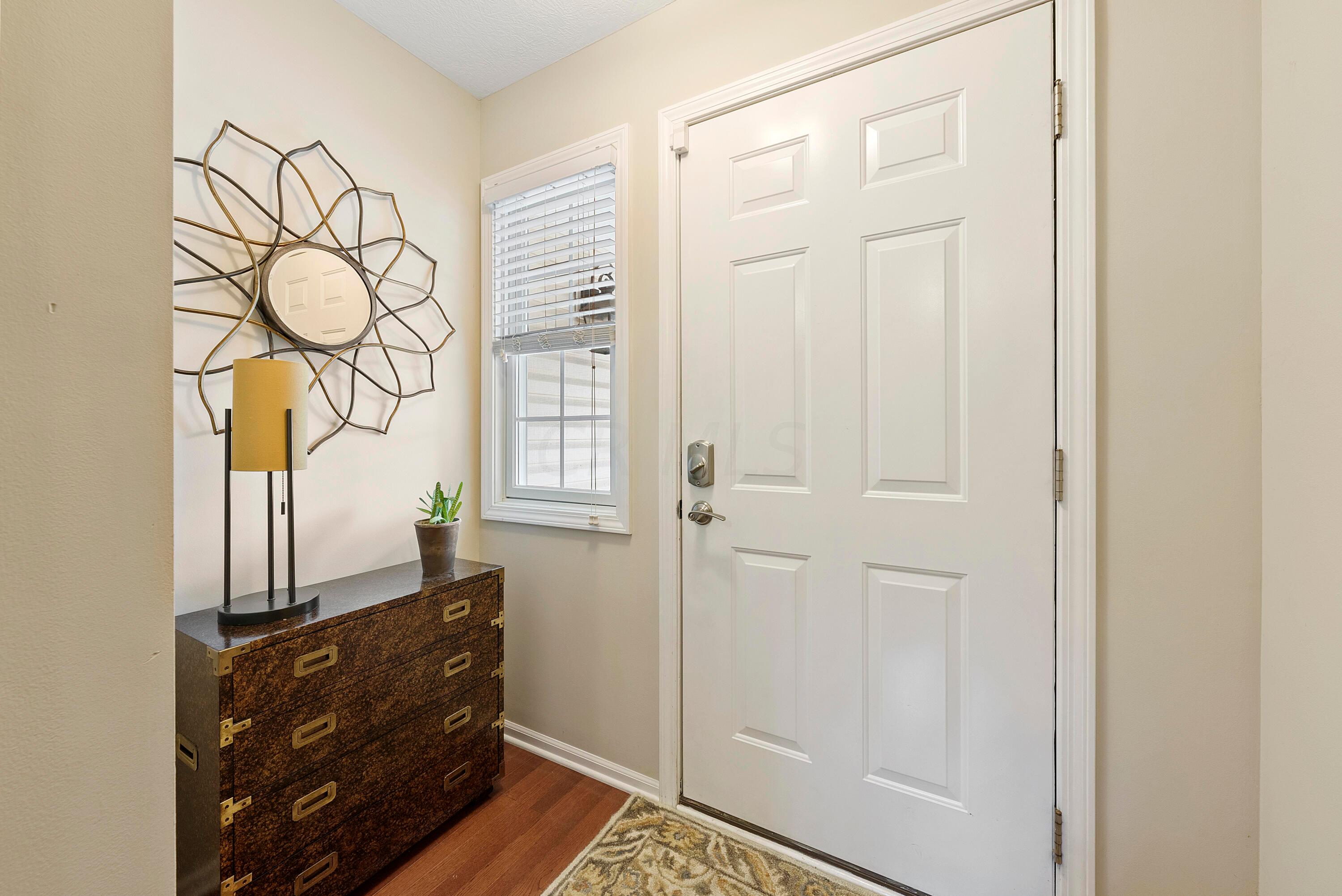 1213 Shagbark Road, Unit 21 Columbus, OH 43230 - Photo 4 of 44 DSC07624