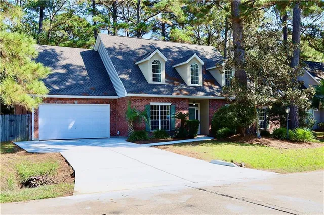 $585,400 | 7134 Meadowbrook Drive, Mandeville, LA 70471