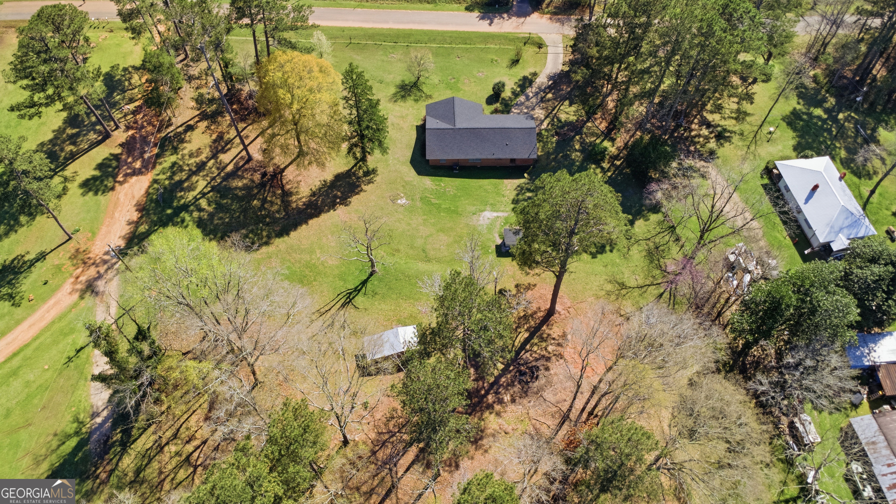 182 Lower Lovelace Road West Point, GA 31833 - Photo 2 of 41