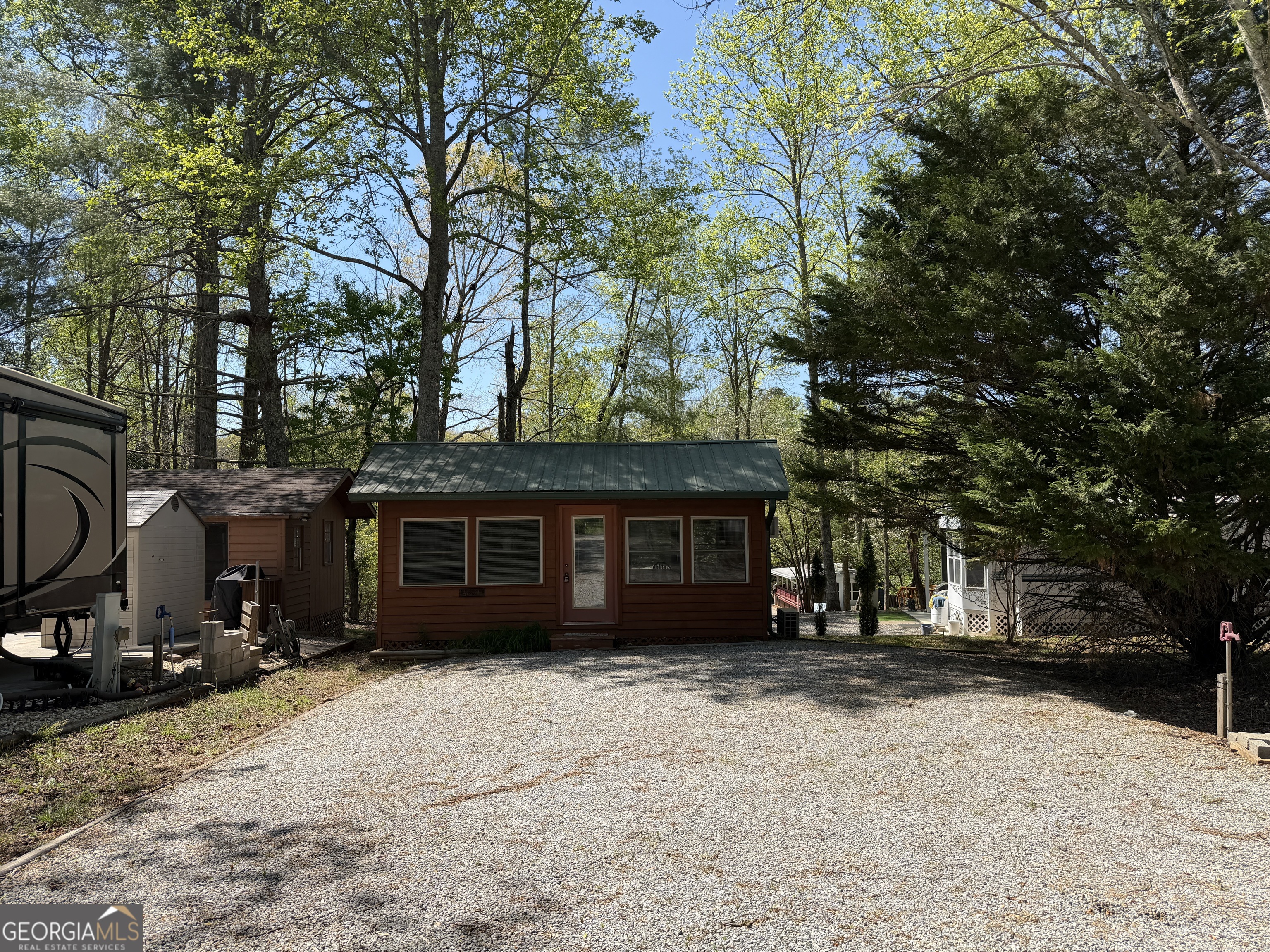 111 Maple Wood Lane Cleveland, GA 30528 - Photo 3 of 53